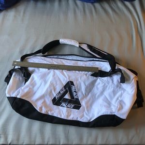 PALACE Duffel Bag w/ backpack straps